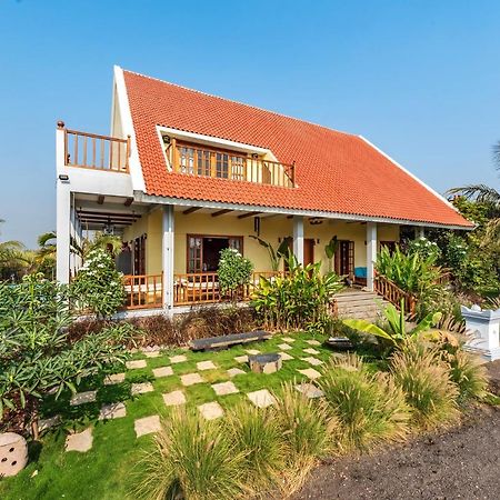 Saffronstays Happy Fields, Pune - Luxury Farmstay With Farm To Table Food Zewnętrze zdjęcie